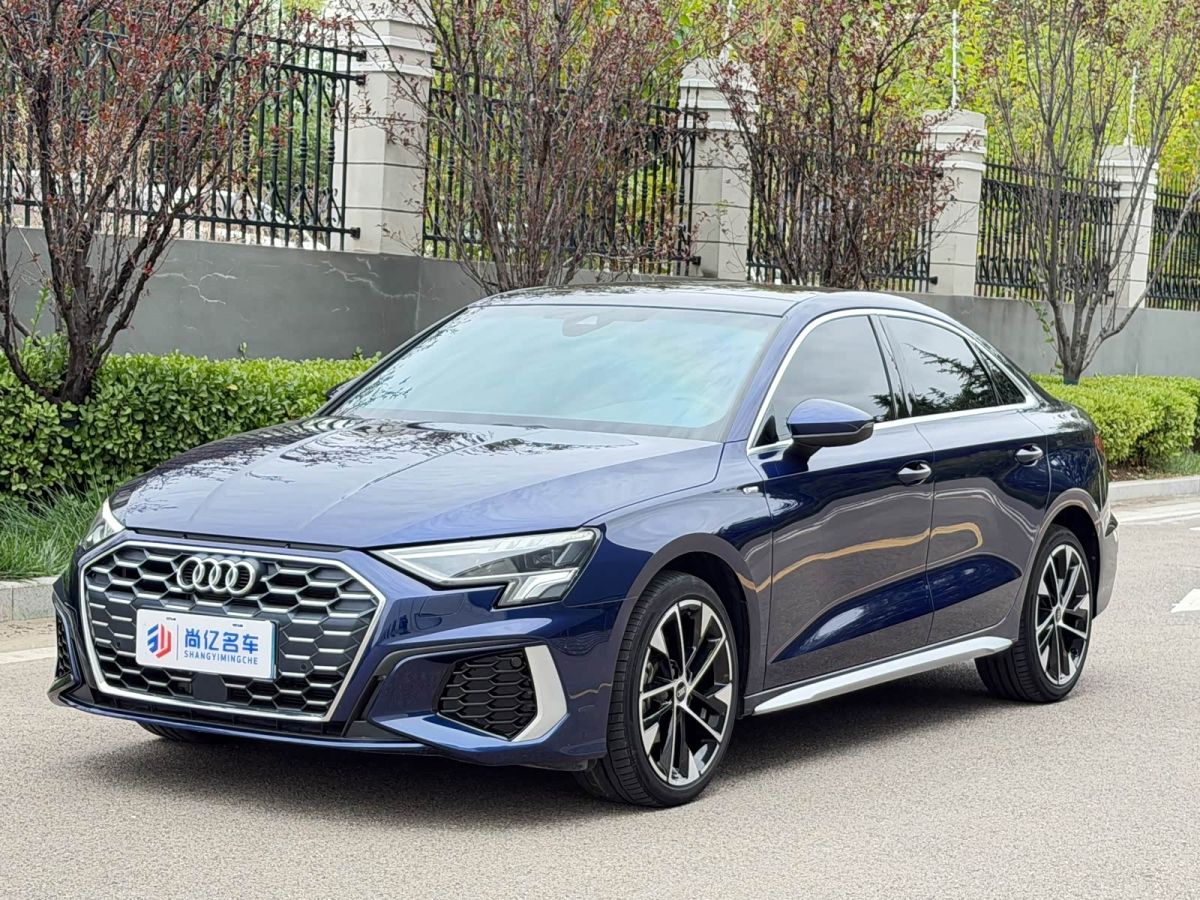 Audi A3, 2023 г., синий, 15 000 км