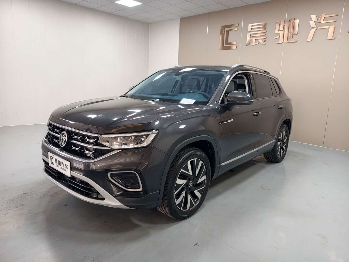 Volkswagen Tayron 2024 300TSI одна ведущая ось комплектация «Люкс Plus», исполнение «Цзиньцзе»