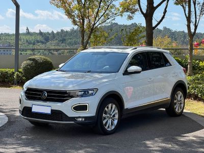 Volkswagen T-Roc, 2022 г., белый, 39 000 км Volkswagen T-Roc 2022 280TSI DSG одна ведущая ось Элита PLUS