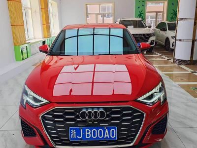 Audi A3, 2022 г., красный / фиолетовый, 49 000 км Audi A3, 2022 г., красный / фиолетовый, 6 000 км