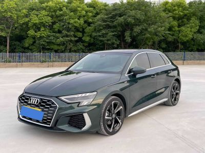 Audi A3, 2022 г., зелёный, 40 000 км