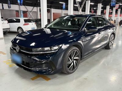 Volkswagen Magotan, 2024 г., синий, 2 300 км Volkswagen Magotan 2024 380TSI DSG комплектация «Суприм»