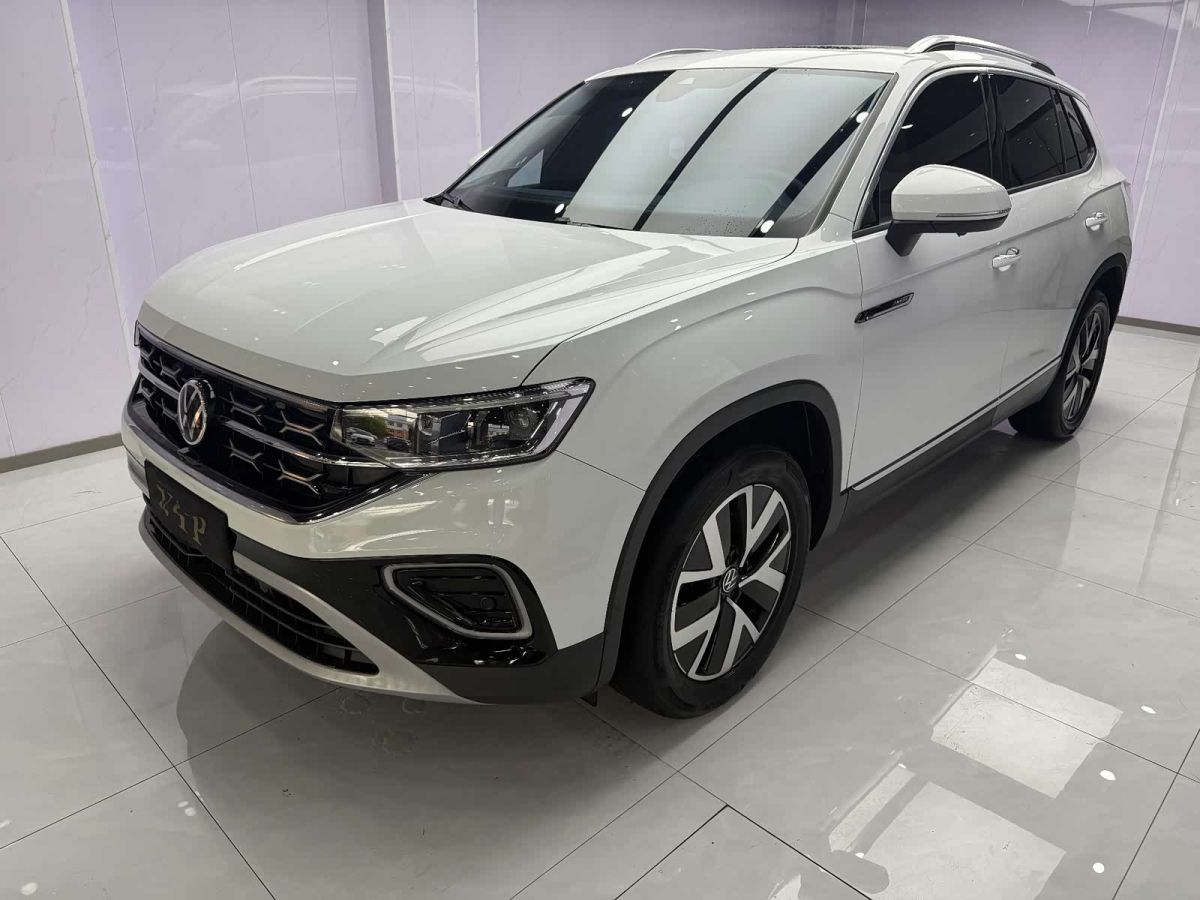 Volkswagen Tayron 2023 280TSI одна ведущая ось комплектация «Люкс Plus», исполнение «Цзиньцзе»