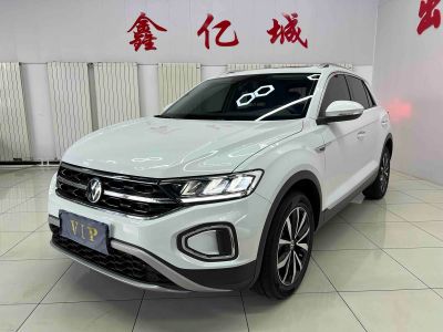 Volkswagen T-Roc, 2022 г., чёрный, 39 000 км Volkswagen T-Roc 2023 280TSI DSG одна ведущая ось Шигуан версия
