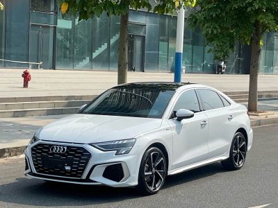 Audi A3, 2022 г., белый, 38 000 км
