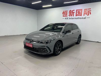 Volkswagen Golf, 2022 г., серебристый / серый, 45 500 км Volkswagen Golf 2021 280TSI DSG R-Line