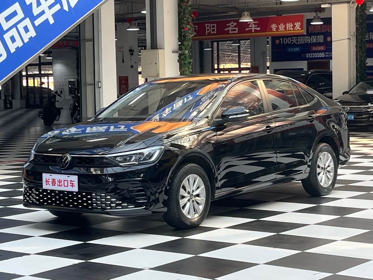 Volkswagen Lavida, 2023 г., чёрный, 37 500 км Volkswagen Lavida 2023 исполнение «Синьжуй» 1.5L автомат комплектация «Синьи»