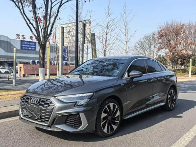 Audi A3, 2024 г., зелёный, 30 900 км Audi A3, 2024 г., серебристый / серый, 10 000 км