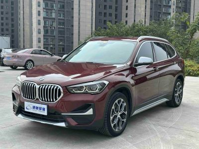 BMW X1, 2021 г., красный / фиолетовый, 15 000 км BMW X1 2021 sDrive20Li комплектация «Эксклюзив»
