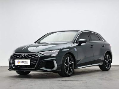 Audi A3, 2022 г., зелёный, 37 300 км