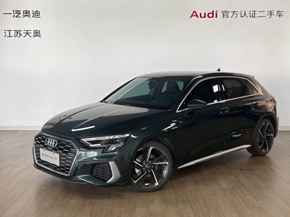 Audi A3, 2024 г., зелёный, 42 500 км Audi A3, 2024 г., зелёный, 42 500 км
