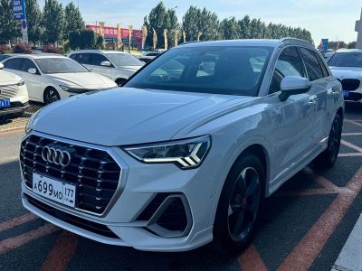 Audi Q3, 2022 г., белый, 24 000 км Audi 奥迪Q3, 2022 г., белый, 25 000 км