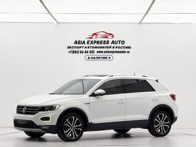 Volkswagen T-Roc, 2022 г., белый, 28 000 км Volkswagen T-Roc 2022 280TSI DSG одна ведущая ось Комфорт PLUS