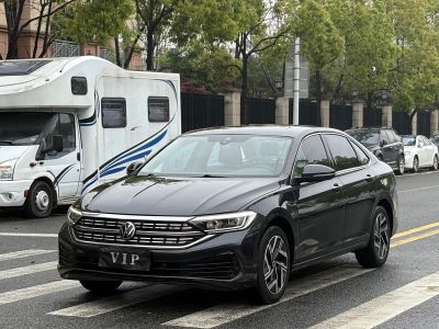 Volkswagen Sagitar, 2023 г., чёрный, 32 800 км Volkswagen Sagitar 2023 200TSI DSG комплектация «Чаоюэ»