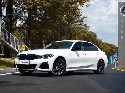 BMW 3 серия, 2021 г., шампань / коричневый, 57 500 км BMW 3 серия 2022 325Li пакет M Sport, исполнение «Ночь»