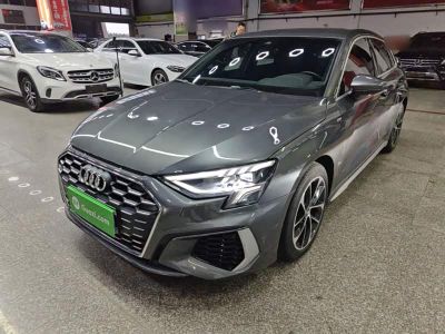 Audi A3, 2021 г., серебристый / серый, 42 400 км