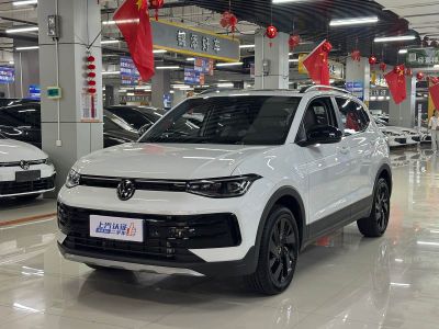 Volkswagen Tharu 2025 исполнение «Синьжуй» 1.5L комплектация «Руйи»
