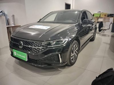 Volkswagen Lavida, 2025 г., белый, 9 000 км Volkswagen Lavida 2024 300TSI DSG исполнение «Звёздное небо» комплектация «Лидер»