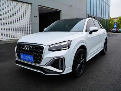 Audi Q2L, 2022 г., белый, 52 000 км Audi 奥迪Q2L, 2022 г., белый, 77 000 км