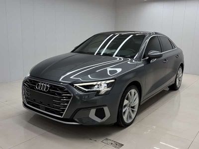 Audi A3, 2022 г., серебристый / серый, 39 000 км Audi A3, 2022 г., серебристый / серый, 45 000 км