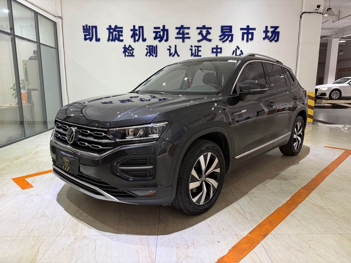Volkswagen Tayron, 2022 г., чёрный, 38 800 км Volkswagen Tayron 2022 280TSI одна ведущая ось комплектация «Люкс Чжилянь»