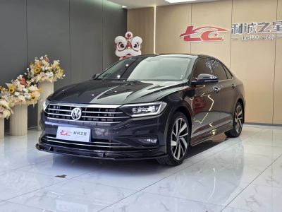 Volkswagen Sagitar, 2021 г., белый, 56 000 км Volkswagen Sagitar 2021 280TSI DSG Превосходство версия
