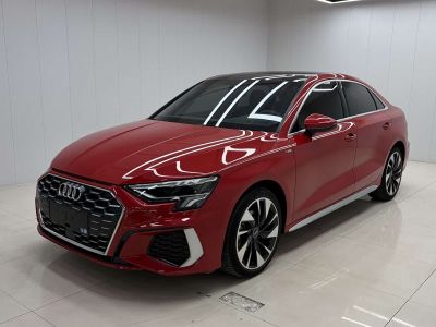 Audi A3, 2022 г., красный / фиолетовый, 26 000 км Audi A3, 2022 г., красный / фиолетовый, 41 000 км