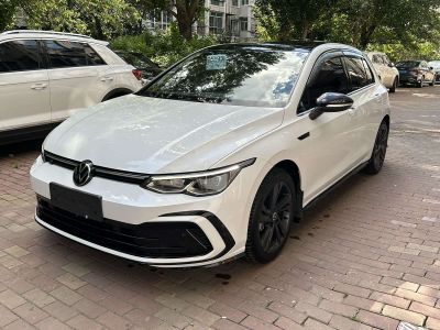 Volkswagen Golf, 2023 г., белый, 35 500 км Volkswagen Golf 2023 обновлённая версия 280TSI DSG R-Line Lite