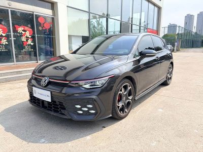 Volkswagen Golf GTI, 2025 г., белый, 11 000 км Volkswagen Golf GTI 2025 380TSI DSG GTI