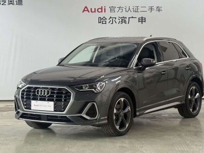 Audi Q3, 2023 г., серебристый / серый, 28 000 км Audi 奥迪Q3, 2023 г., серебристый / серый, 33 000 км