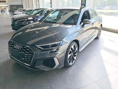 Audi A3, 2024 г., серебристый / серый, 21 100 км Audi A3, 2024 г., серебристый / серый, 29 400 км