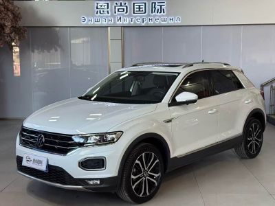Volkswagen T-Roc, 2022 г., белый, 39 000 км Volkswagen T-Roc 2022 280TSI DSG одна ведущая ось Комфорт PLUS