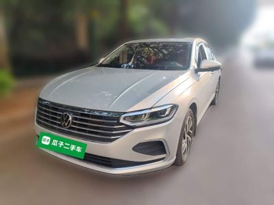 Volkswagen Lavida, 2022 г., серебристый / серый, 29 000 км Volkswagen Lavida 2023 280TSI DSG комплектация «Маньи»
