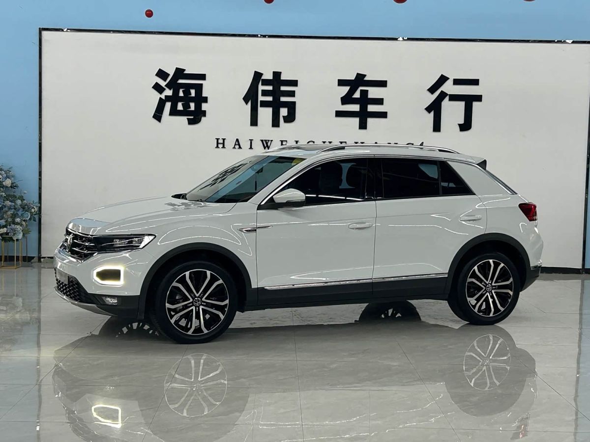 Volkswagen T-Roc 2022 280TSI DSG одна ведущая ось Комфорт PLUS