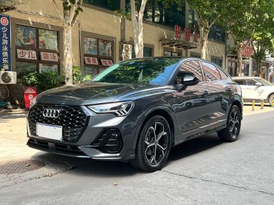 Audi 奥迪Q3 Sportback, 2022 г., серебристый / серый, 34 000 км