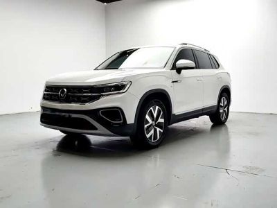 Volkswagen Tayron, 2023 г., белый, 48 000 км Volkswagen Tayron 2023 330TSI одна ведущая ось комплектация «Люкс Plus», исполнение «Цзиньцзе»