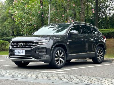 Volkswagen Tayron 2022 280TSI одна ведущая ось комплектация «Люкс Чжилянь»