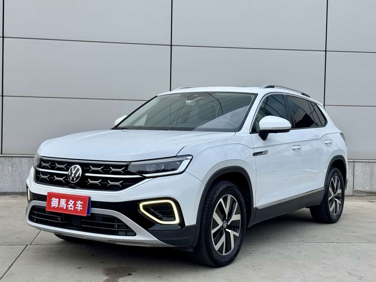 Volkswagen Tayron 2023 330TSI одна ведущая ось комплектация «Люкс Plus», исполнение «Цзиньцзе»