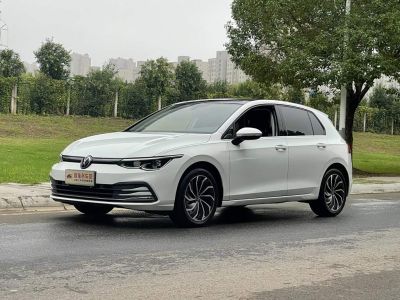 Volkswagen Golf GTI, 2025 г., белый, 11 000 км Volkswagen Golf 2021 280TSI DSG Pro