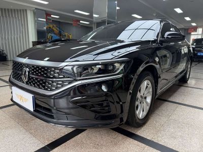Volkswagen Passat, 2024 г., чёрный, 39 000 км Volkswagen Passat 2023 обновлённая версия 280TSI комплектация «Элита»