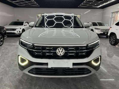 Volkswagen Tayron, 2021 г., серебристый / серый, 80 000 км Volkswagen Tayron 2023 280TSI одна ведущая ось комплектация «Люкс Plus», исполнение «Цзиньцзе»