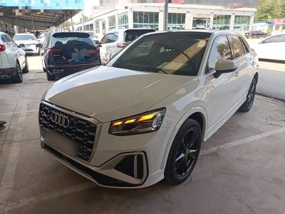Audi Q2L, 2022 г., белый, 52 000 км Audi 奥迪Q2L, 2022 г., белый, 60 200 км
