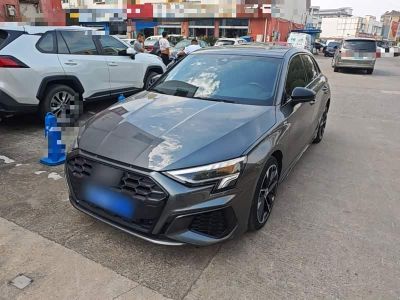 Audi A3, 2023 г., серебристый / серый, 37 400 км