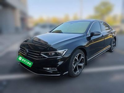 Volkswagen Magotan 2023 200 × десять тысяч выпущенных автомобилей, юбилейная серия 330TSI DSG Люкс