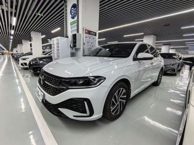 Volkswagen Lavida, 2024 г., белый, 61 000 км Volkswagen Lavida 2024 1.5L автомат Дэи версия