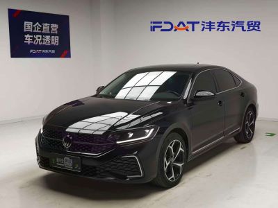 Volkswagen Passat, 2022 г., чёрный, 52 000 км Volkswagen Passat 2024 380TSI исполнение «Звёздное небо» комплектация «Элита»