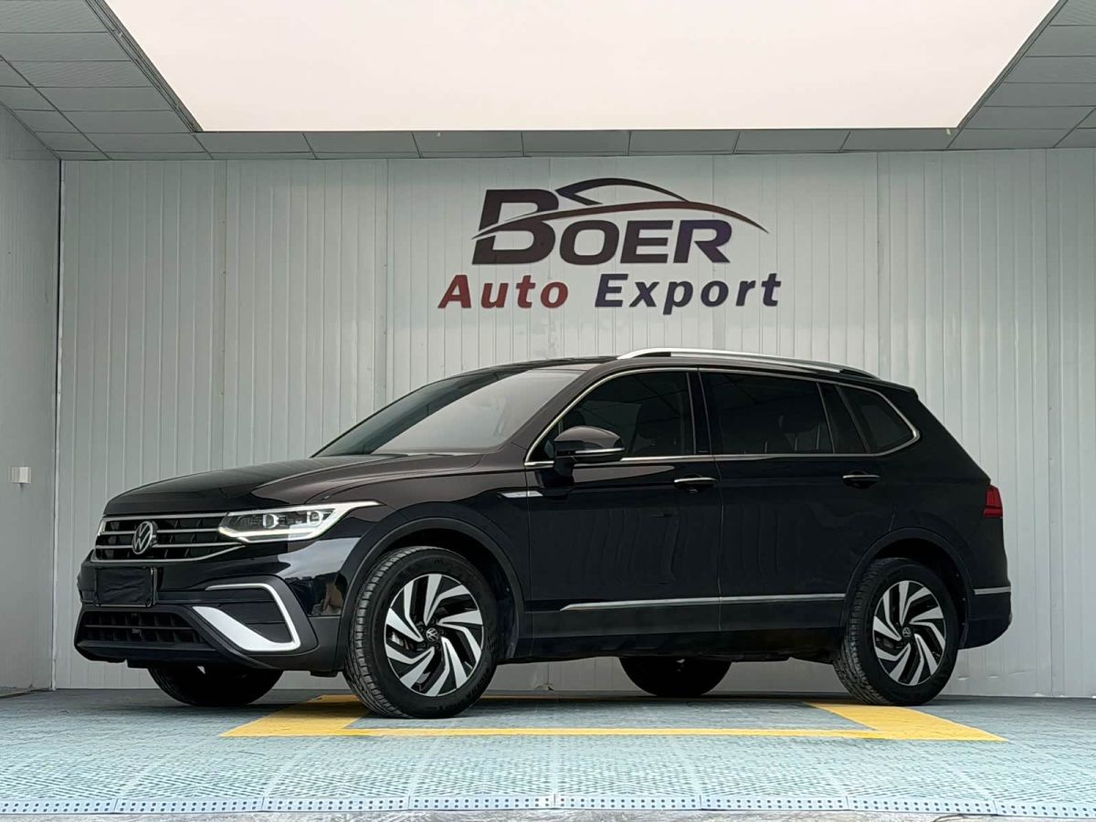 Volkswagen Tiguan L 2023 280TSI автомат одна ведущая ось ограниченная серия «Чаочуан»