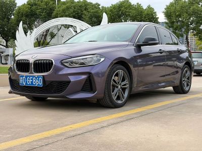 BMW 1 серия, 2022 г., белый, 74 200 км BMW 1 серия 2022 120i M Спорт