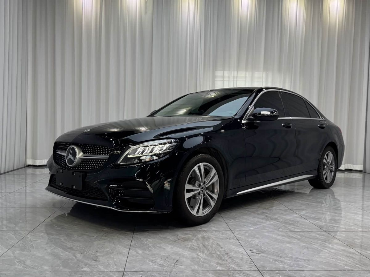 Mercedes-Benz C-Class, 2021 г., зелёный, 24 000 км Mercedes-Benz C-Class 2021 C 200 L комплектация «Стиль» Спорт