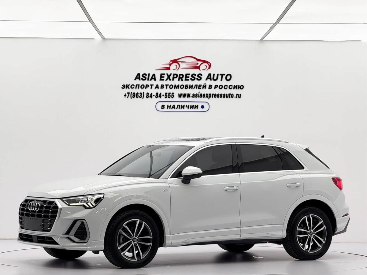 Audi Q3, 2023 г., белый, 33 000 км Audi 奥迪Q3, 2023 г., белый, 33 000 км